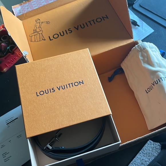 LV Pyramide 40MM Belt - Picture 2 of 3